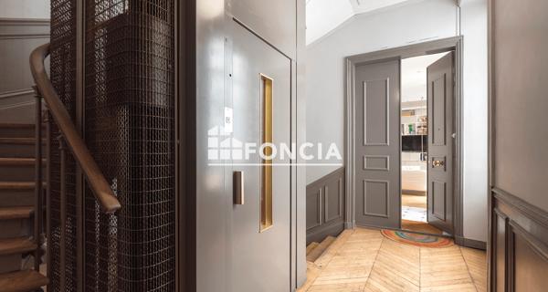 À vendre Appartement 5 pièces 145.05 m² - Paris 75010