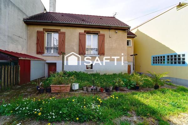 Maison familiale au calme avec jardin, cour, garage et 2 accès – Proche métro La Dhuys (Ligne 11)