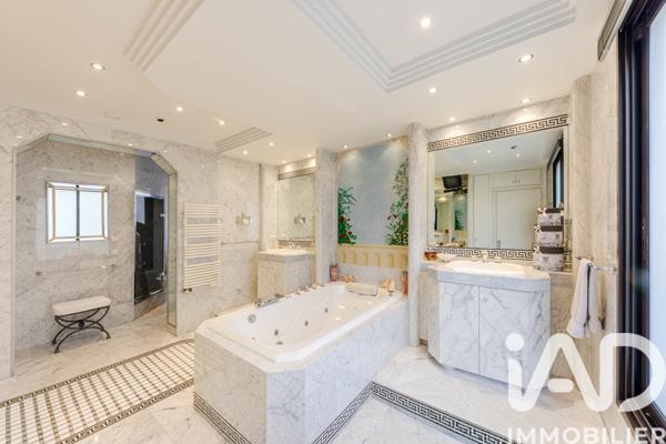 Appartement à vendre 8 pièces 252 m² Paris 16