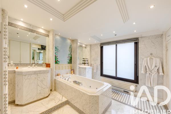 Appartement à vendre 8 pièces 252 m² Paris 16