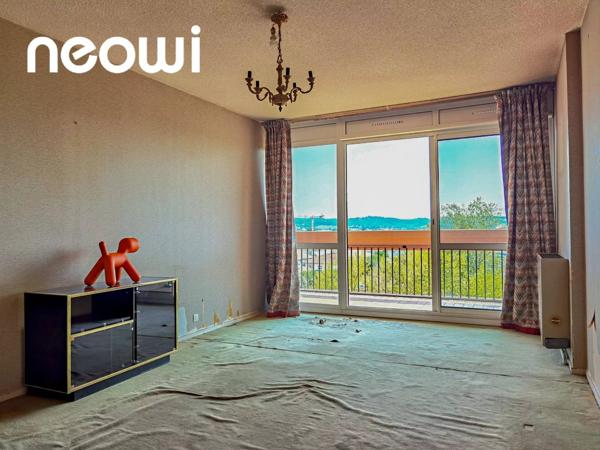 RÉSIDENCE AZUR - Appartement T3 à rénover avec BALCON, ASCENSEUR et GARAGE