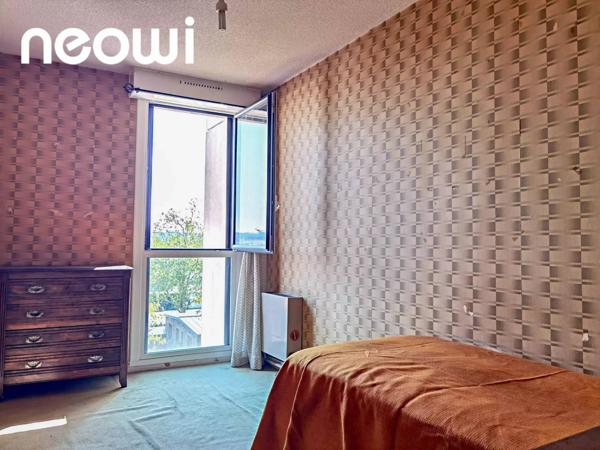 RÉSIDENCE AZUR - Appartement T3 à rénover avec BALCON, ASCENSEUR et GARAGE