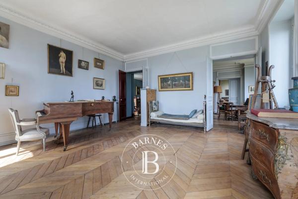 Saint-Cloud, Appartement 3 Chambres -  145 m² à vendre