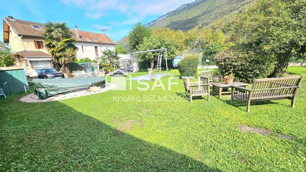 Maison rénovée avec piscine à Brison-Saint-Innocent