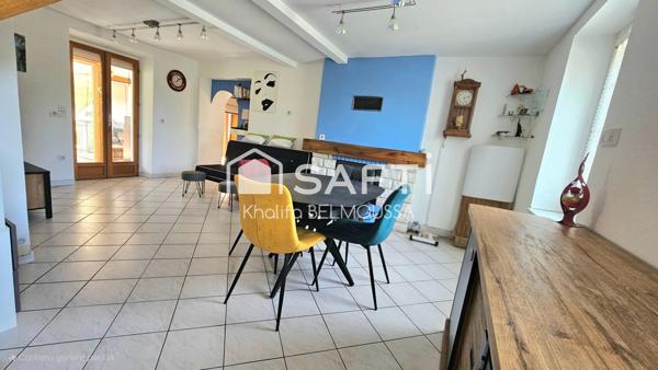 Maison rénovée avec piscine à Brison-Saint-Innocent