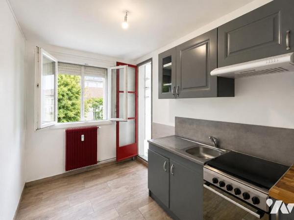 Appartement T3 avec balcon 