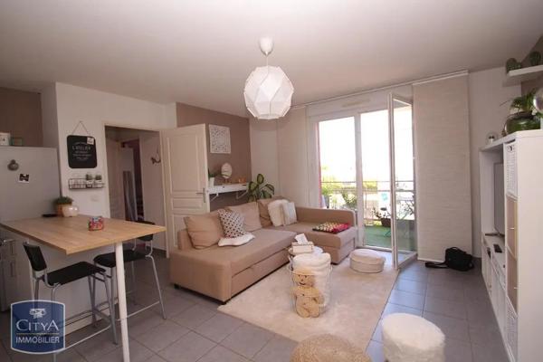 Appartement à louer 2 pièces 45m² Réhon (54430)