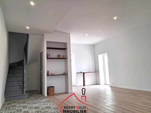 Maison rénovée 4 chambres + studio indépendant + terrain