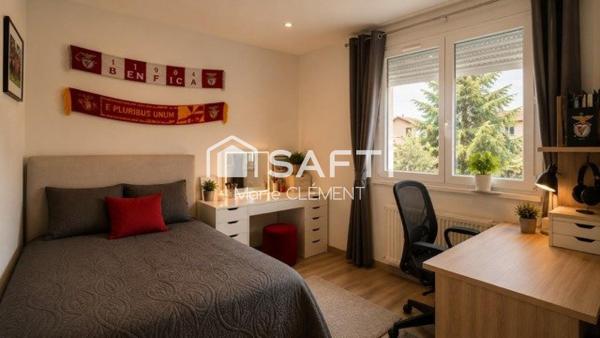 Maison individuelle de 150 m2 avec 6 chambres sur un terrain de 540 m2 et un sous sol total