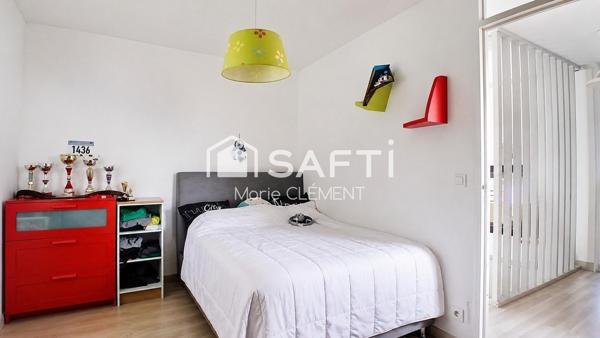 Maison individuelle de 150 m2 avec 6 chambres sur un terrain de 540 m2 et un sous sol total