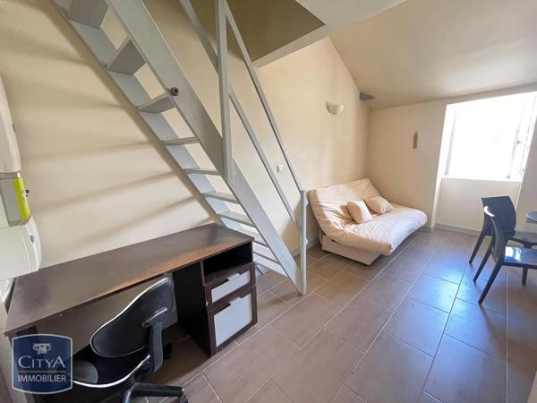Appartement à louer 2 pièces 30.17m² Bourges (18000)