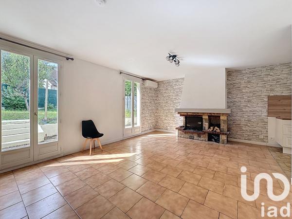 Location maison 8 pièces 133 m² Pringy