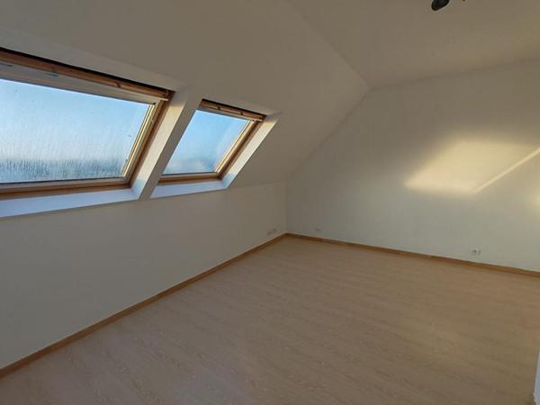 DREUX 28100 Appartement de type T4 - Ascenseur - Place de parking en sous-sol - Cave - 154900  HAI