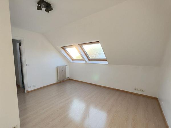 DREUX 28100 Appartement de type T4 - Ascenseur - Place de parking en sous-sol - Cave - 154900  HAI