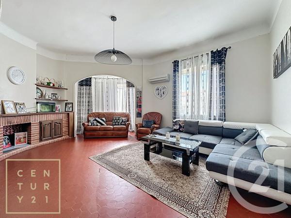 Appartement F5 à vendre  5 pièces - 160 m2 ILLE SUR TET - 66