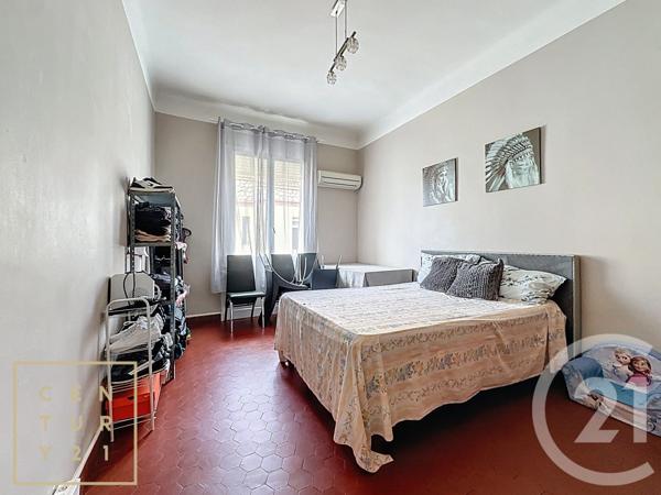 Appartement F5 à vendre  5 pièces - 160 m2 ILLE SUR TET - 66