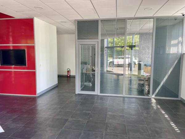 A LOUER SURFACES DE BUREAUX DE 18 M2 À 85 M2 - VERNEUIL EN HALATTE - PARC ALATA