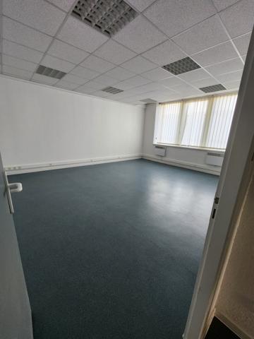 Location bureaux Belfort - 133,35 m2 - Proche gare et centre commercial