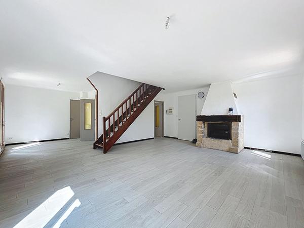 Location maison Les Angles - 4 pièce(s) - 99 m² - 1 200 €/mois