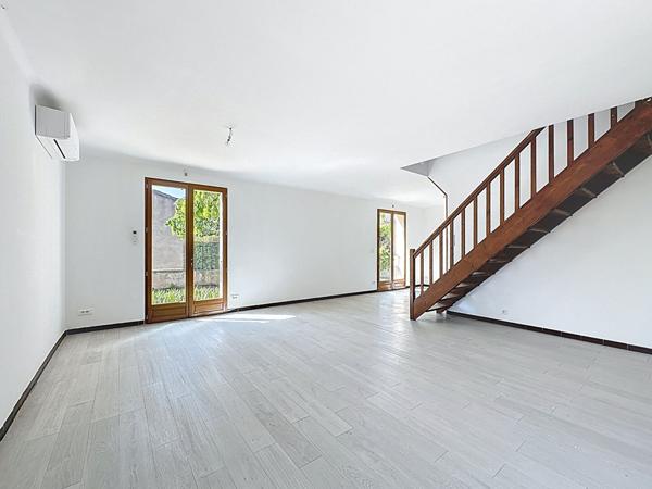 Location maison Les Angles - 4 pièce(s) - 99 m² - 1 200 €/mois