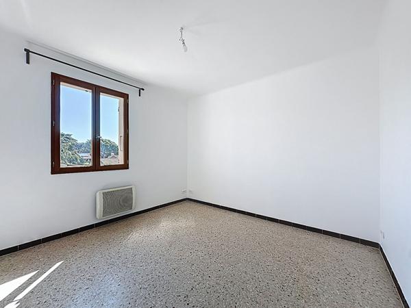 Location maison Les Angles - 4 pièce(s) - 99 m² - 1 200 €/mois
