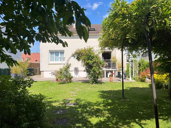 Maison indépendante à vendre sur la commune de Mériel - 120m2 sous-sol total