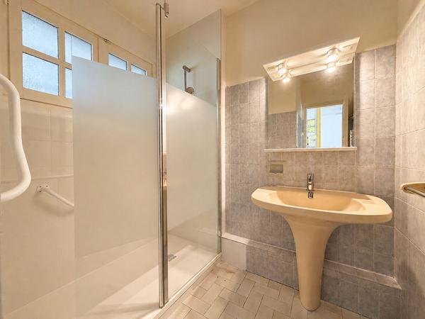 Maison Ris Orangis 8 pièce(s) 187 m2