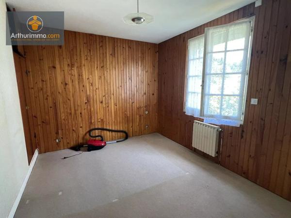 Vente                                                      Maison
                        
                     5 pièces                      142 m2                     à Miramont-de-Guyenne