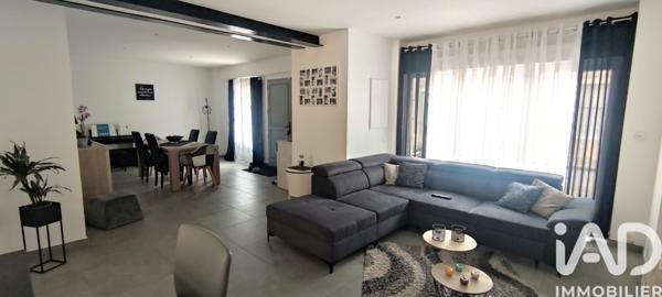 Maison à vendre 6 pièces 146 m² Neuville-de-Poitou