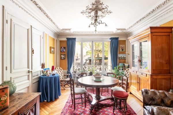 Appartement Paris 18e - BARBÈS / CHRISTIANI