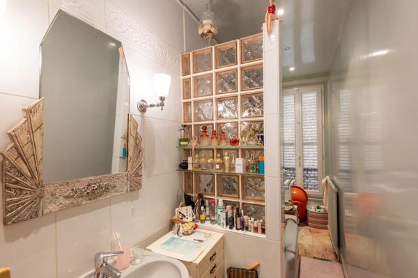 Appartement Paris 18e - BARBÈS / CHRISTIANI