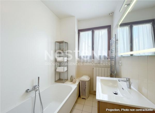 A vendre à MORANGIS, maison de 7 pièces avec 4 chambres et sous-sol total
