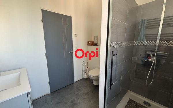 Maison à vendre    5 pièces •  Saint-Agnant