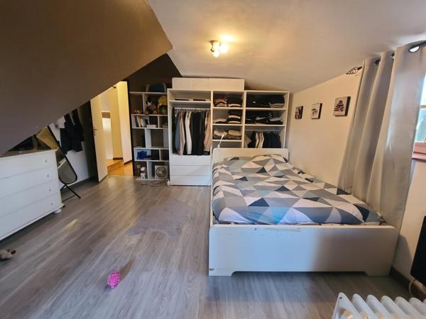 5 mn de tous commerces, 10 mn de la gare