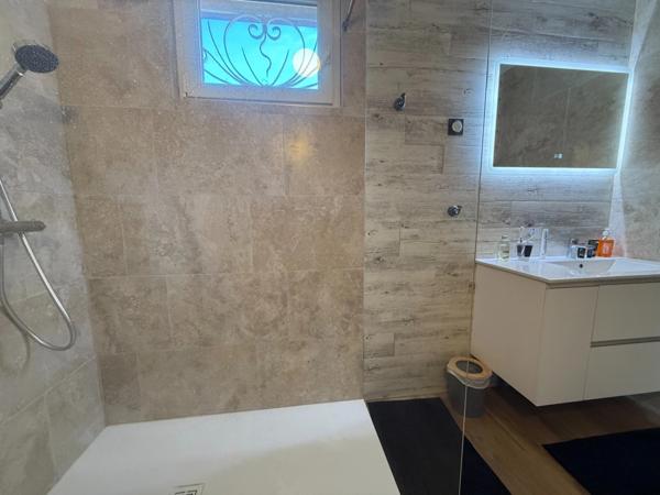 Dpt Hautes Pyrénées (65), à vendre TARBES maison P6