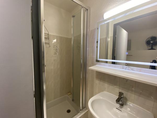 Six-Fours-les-Plages (83140) T1 bis meublé à louer