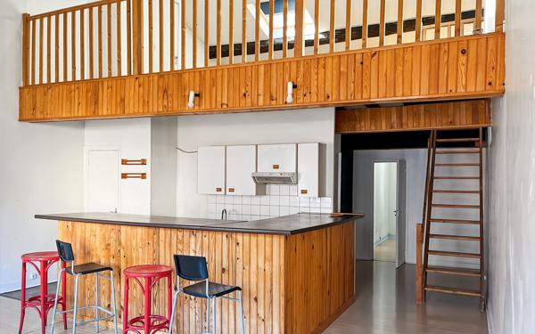 Appartement à vendre    2 pièces • 80 m2 Lyon 7