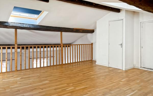 Appartement à vendre    2 pièces • 80 m2 Lyon 7