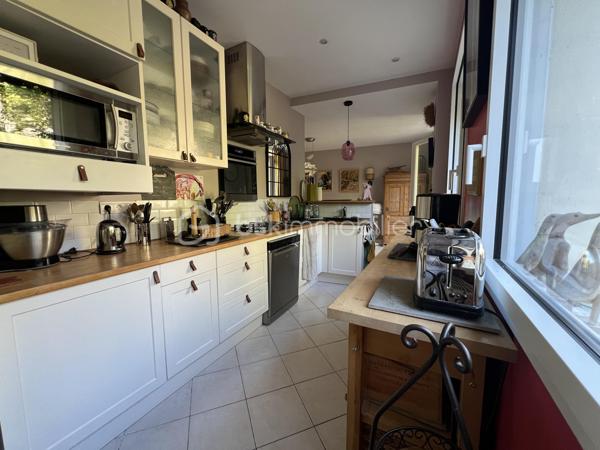 Demeure de 180,75 m²