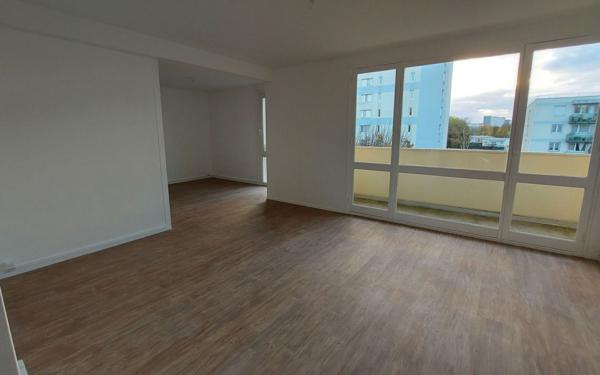 Appartement à louer    3 pièces • 69,16 m2 Saint-Quentin