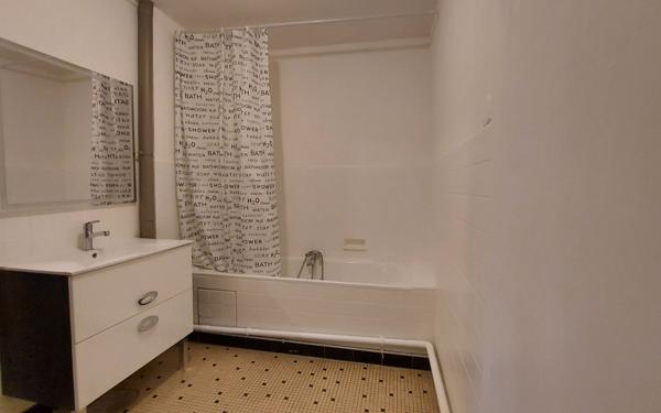 Appartement à louer    3 pièces • 69,16 m2 Saint-Quentin