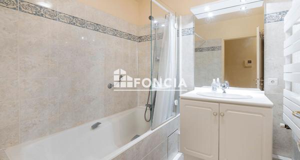 À vendre Appartement 3 pièces 57.09 m² - Paris 75017