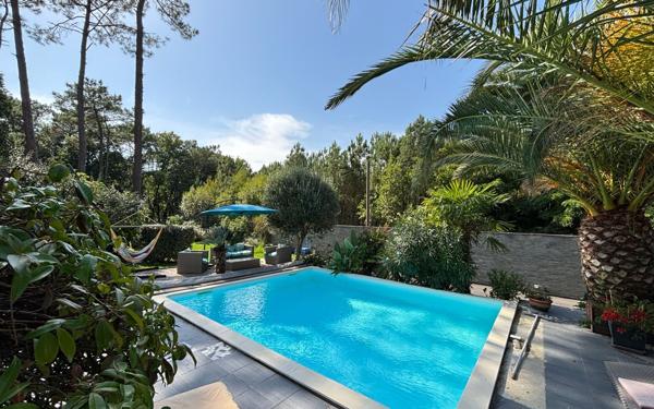 Maison à vendre    6 pièces •  Breuillet