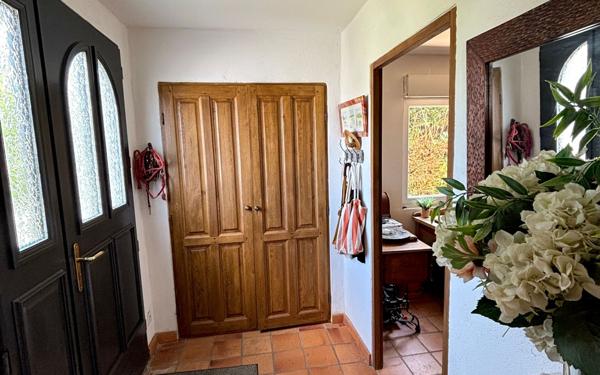 Maison à vendre    6 pièces •  Breuillet