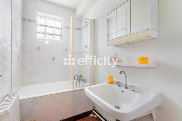 Maison 12 pièces - 240 m² Exclusivité efficity