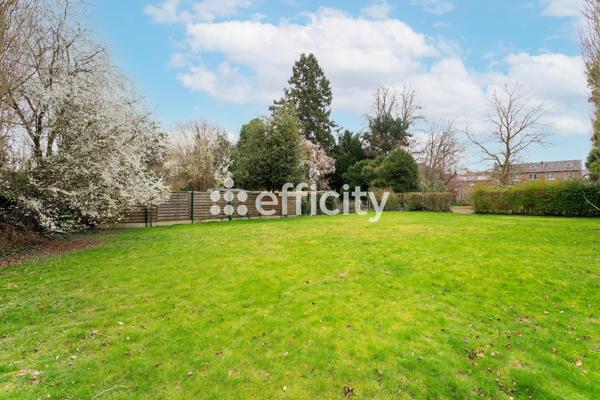 Maison 12 pièces - 240 m² Exclusivité efficity