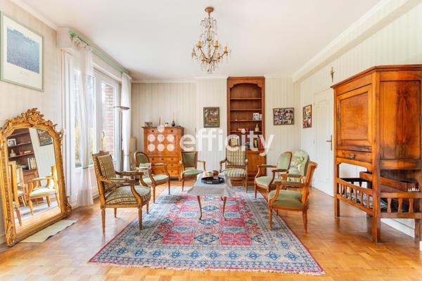 Maison 12 pièces - 240 m² Exclusivité efficity