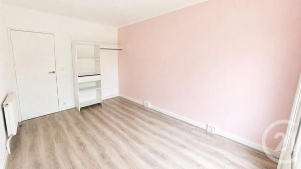 Appartement T4 à vendre  4 pièces - 81,92 m 2   BERNAY  - 27