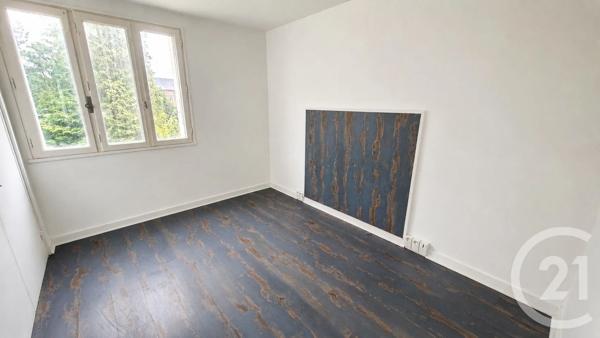 Appartement T4 à vendre  4 pièces - 81,92 m 2   BERNAY  - 27