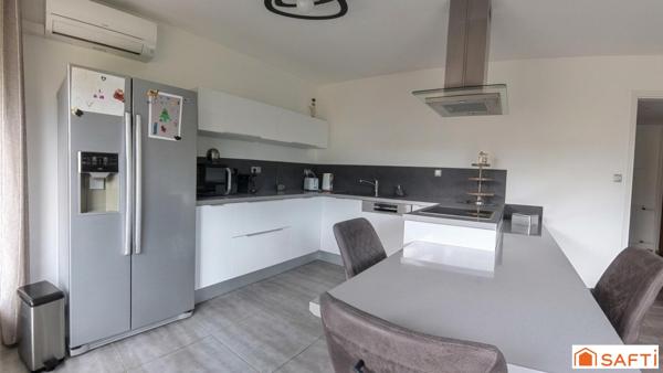 SUPERBE T3 RÉNOVÉ DE 67 m² — DOMAINE BARNAVE